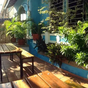 Aluna Hostel